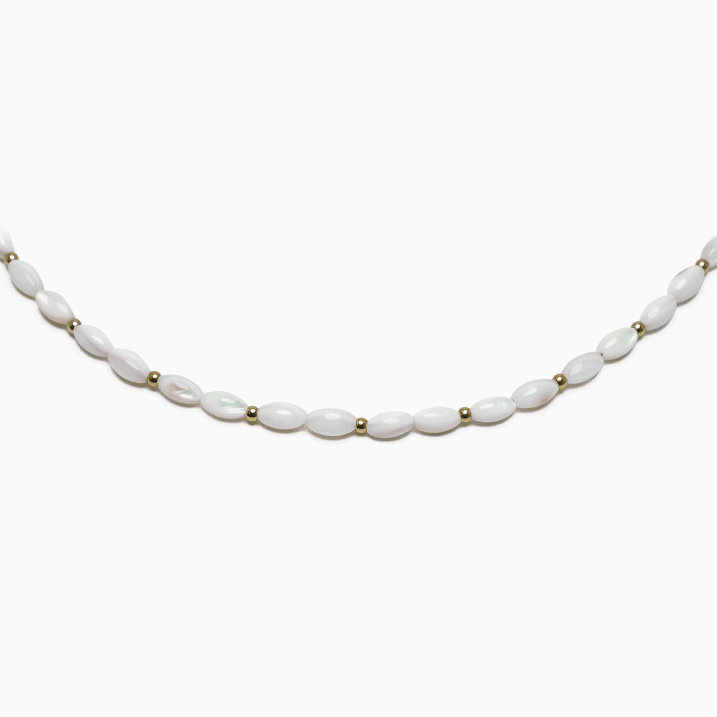 Collier grains de riz blanc